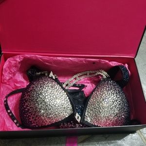 Muscle Dazzle Figure Competition Suit